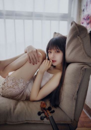 隔壁的女人