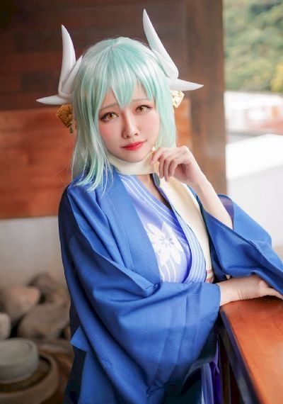 大胸女邻居