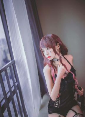 漫画咖啡厅的艳遇危机